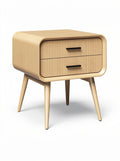 Moderne nachttafel met twee lades en ronde hoeken in licht hout.